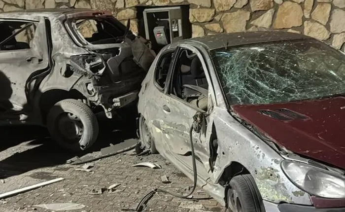 تصعيد عسكري جديد.. صواريخ إيرانية وهجمات من حزب الله تضرب مناطق عدة داخل إسرائيل