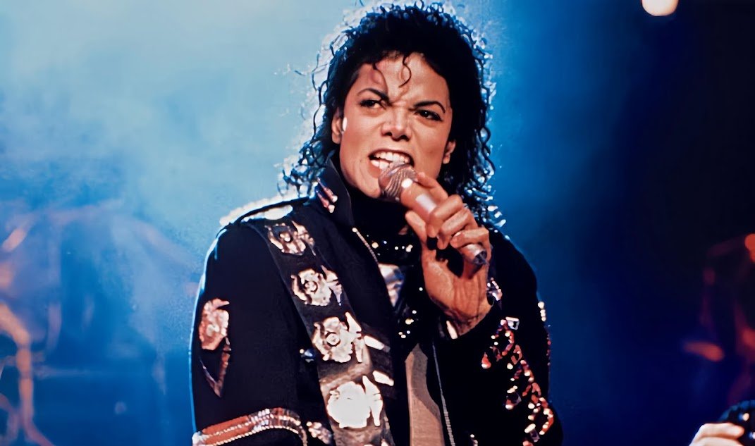 برلين تحتفي بأسطورة البوب مايكل جاكسون في العرض العالمي لفيلم “مايكل”