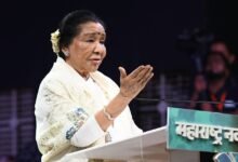 وفاة أسطورة الغناء الهندي آشا بوسلي عن 92 عامًا