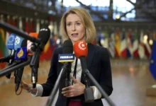 الاتحاد الأوروبي يؤكد ضرورة إشراك الخبراء النوويين في محادثات طهران