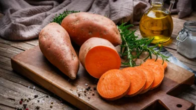 قشر البطاطا الحلوة.. فوائد غذائية وتحذيرات تستدعي الانتباه