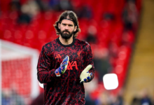 أليسون بيكر